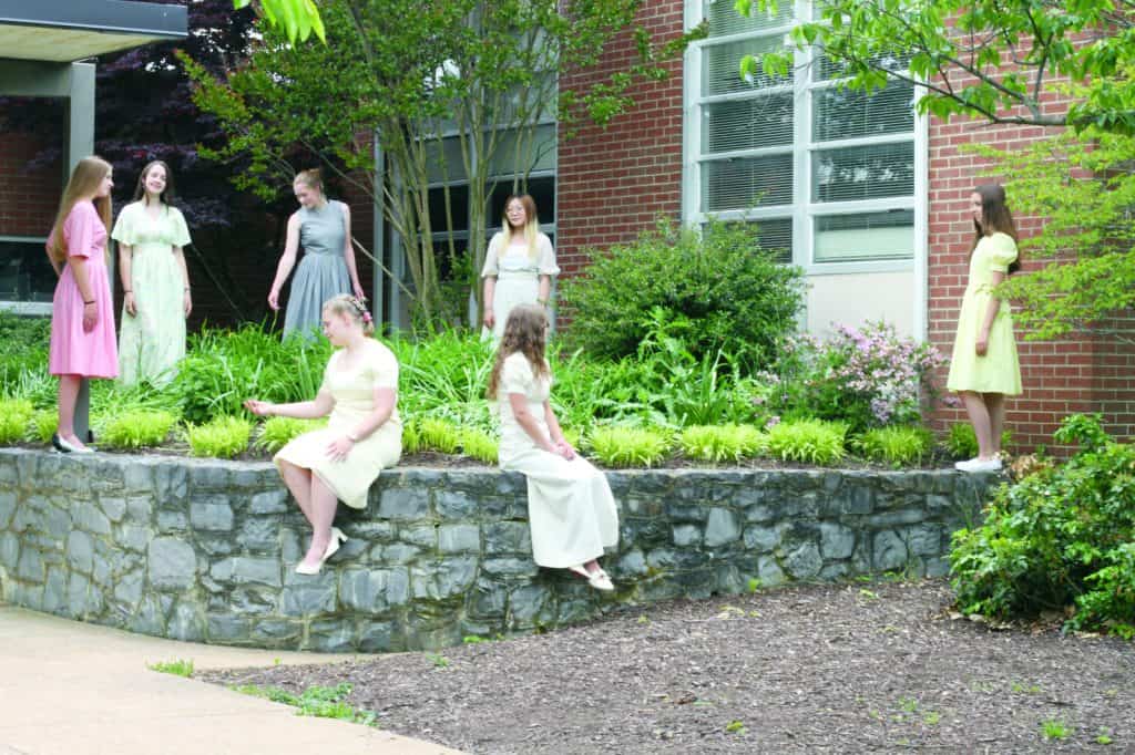 2021 photo, standing (l-r): Paige Hutcheson ’23, Emily Hess ’23, Claire Parsley ’23, Yejin Lee ’23, Naomi Diener ’23. Front: Anna Miller ’23, Nora Godshall ’23