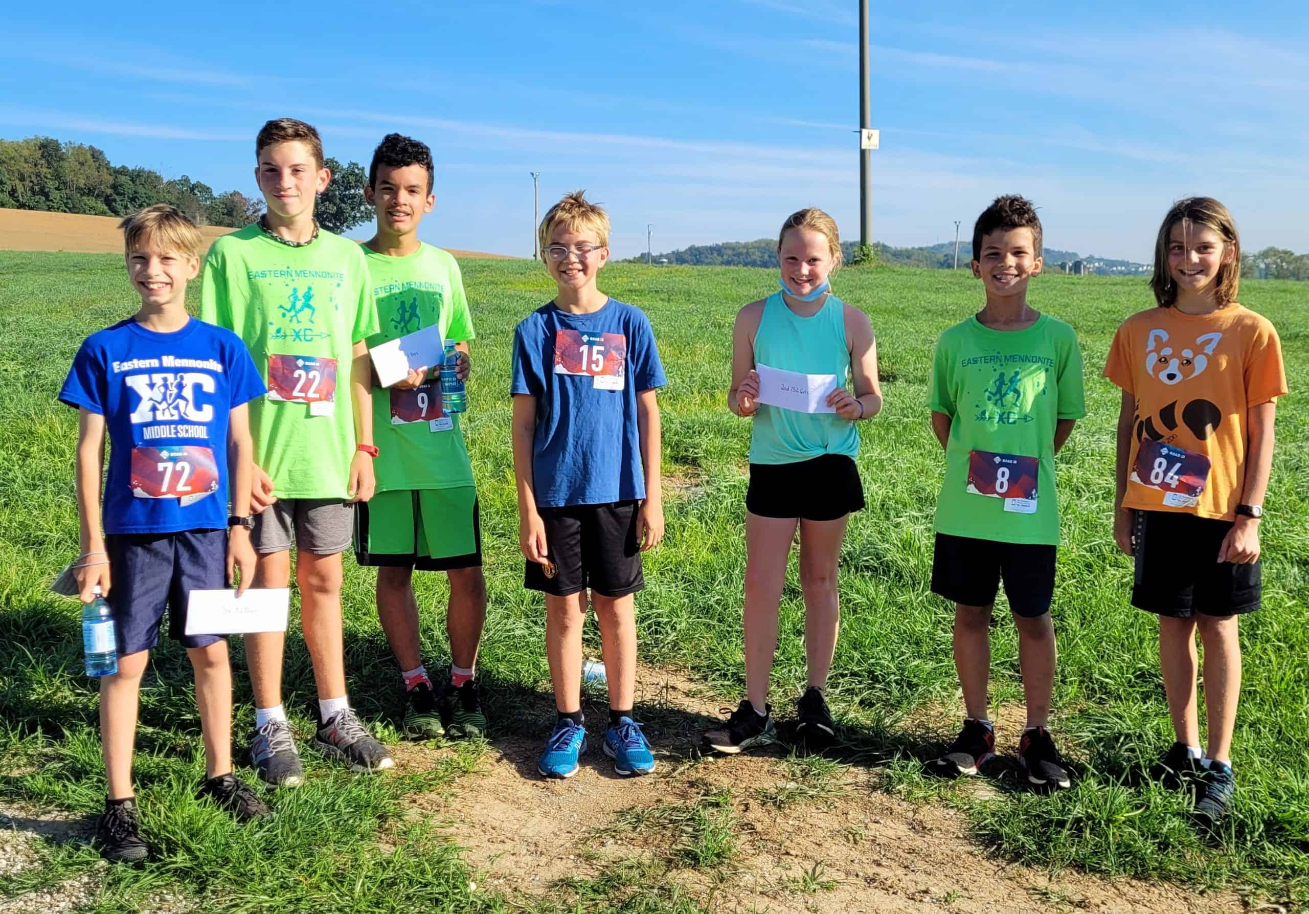 EMS middle school runners at the Virginia Mennonite Relief Sale.